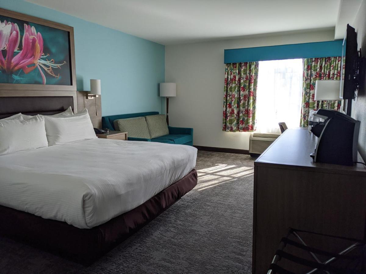 Rod 'N' Reel Resort Chesapeake Beach Exterior photo